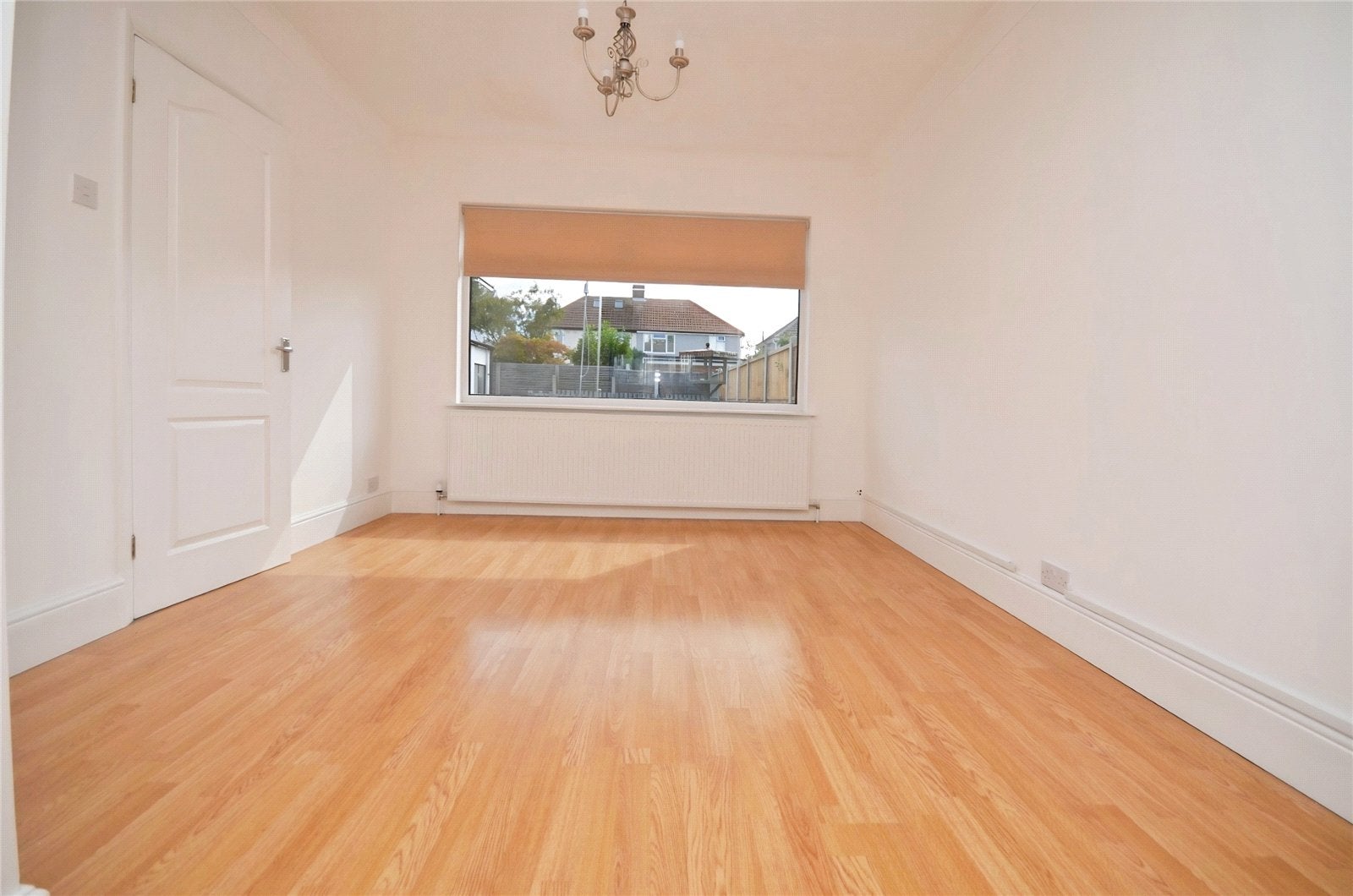 House Calbourne Avenue in Greater London