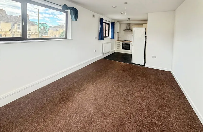 Flat Queensway in Torquay