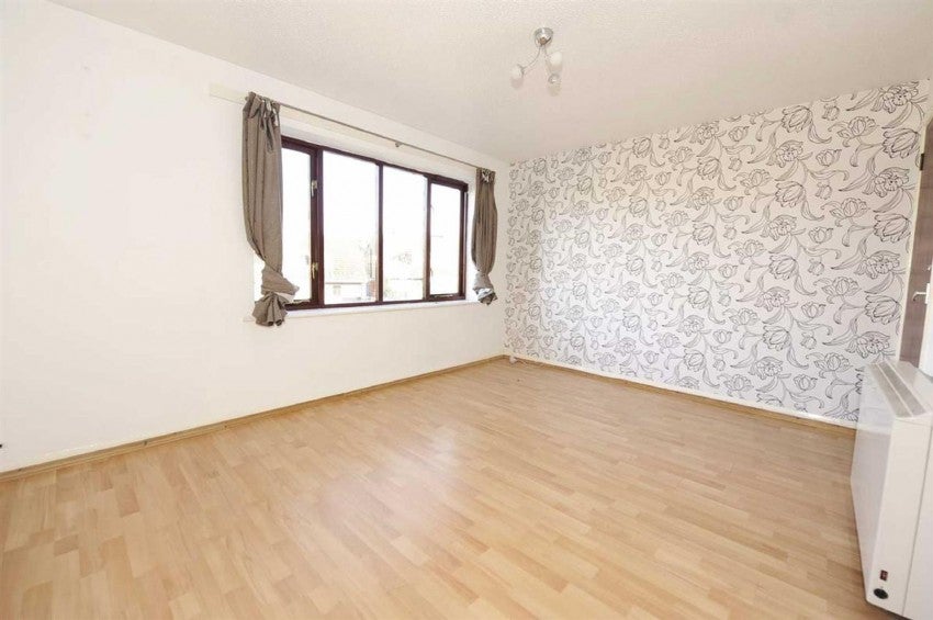 Flat Butterfields in Wellingborough
