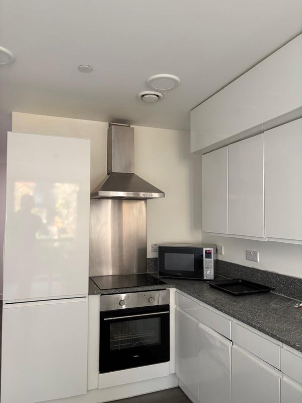 Room Thurston Road in Greater London