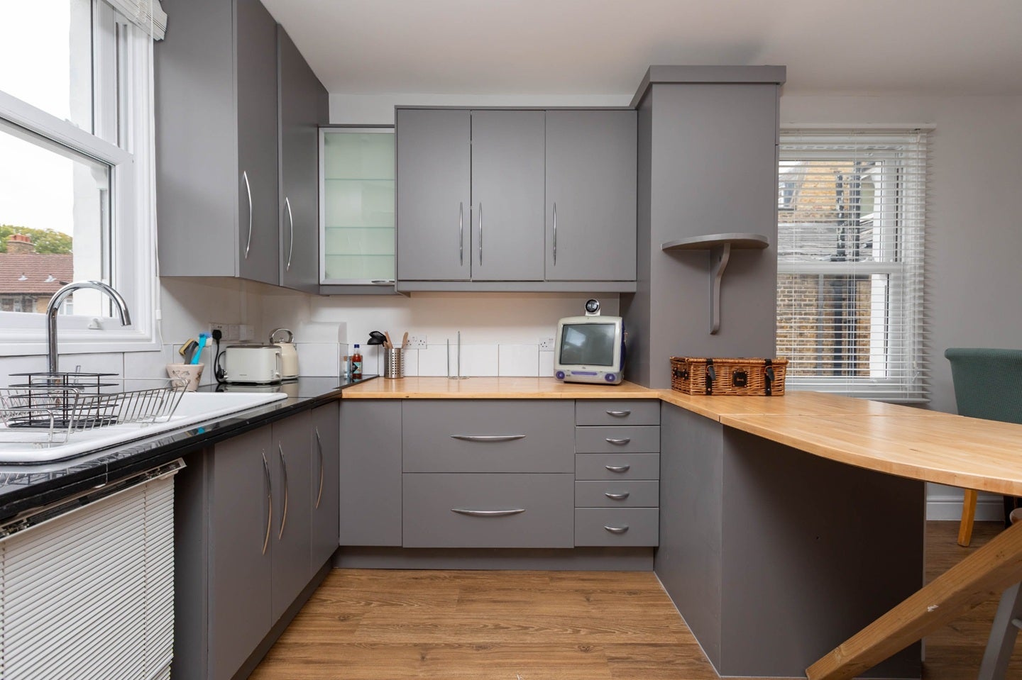 Flat Harbord Street in Greater London