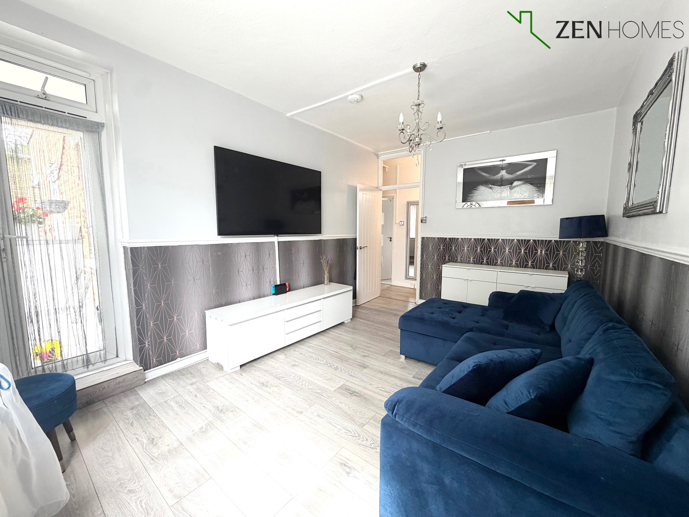 Flat Chatsworth Estate in Greater London