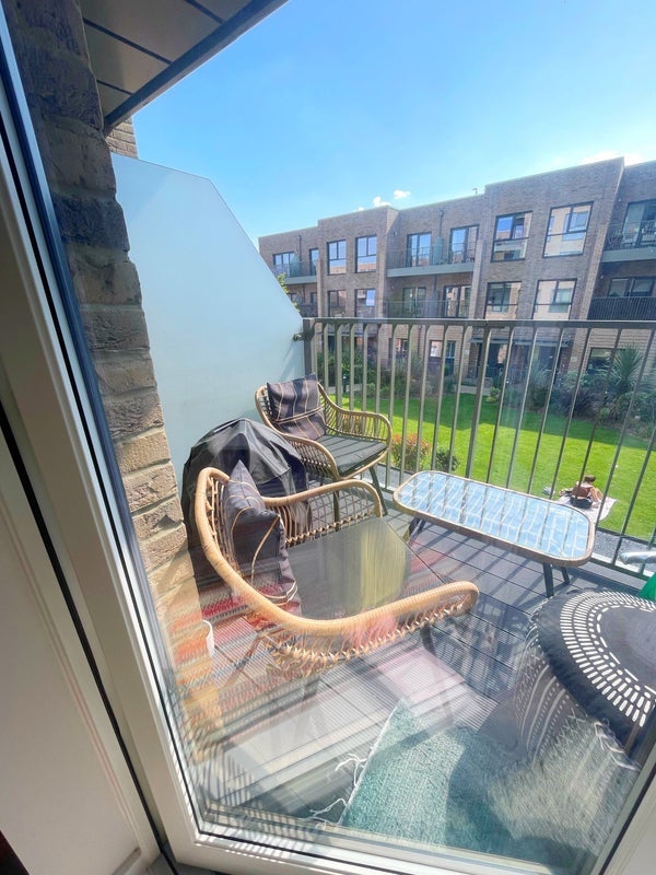 Flat Louis Close in Greater London