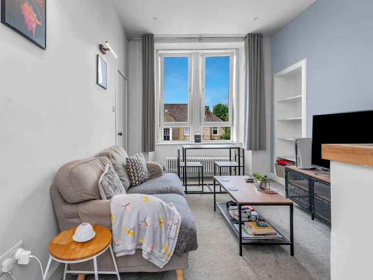Flat Granton Road in Edinburgh