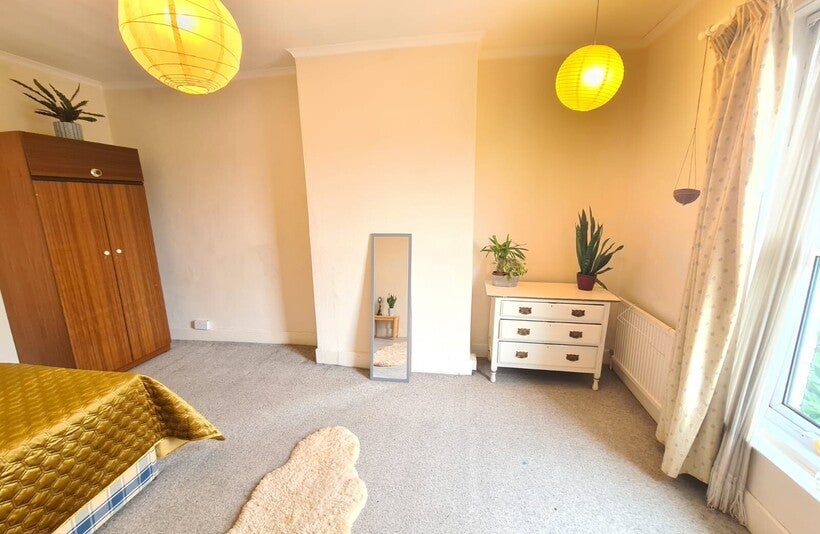 Room Dereham Road in Norwich