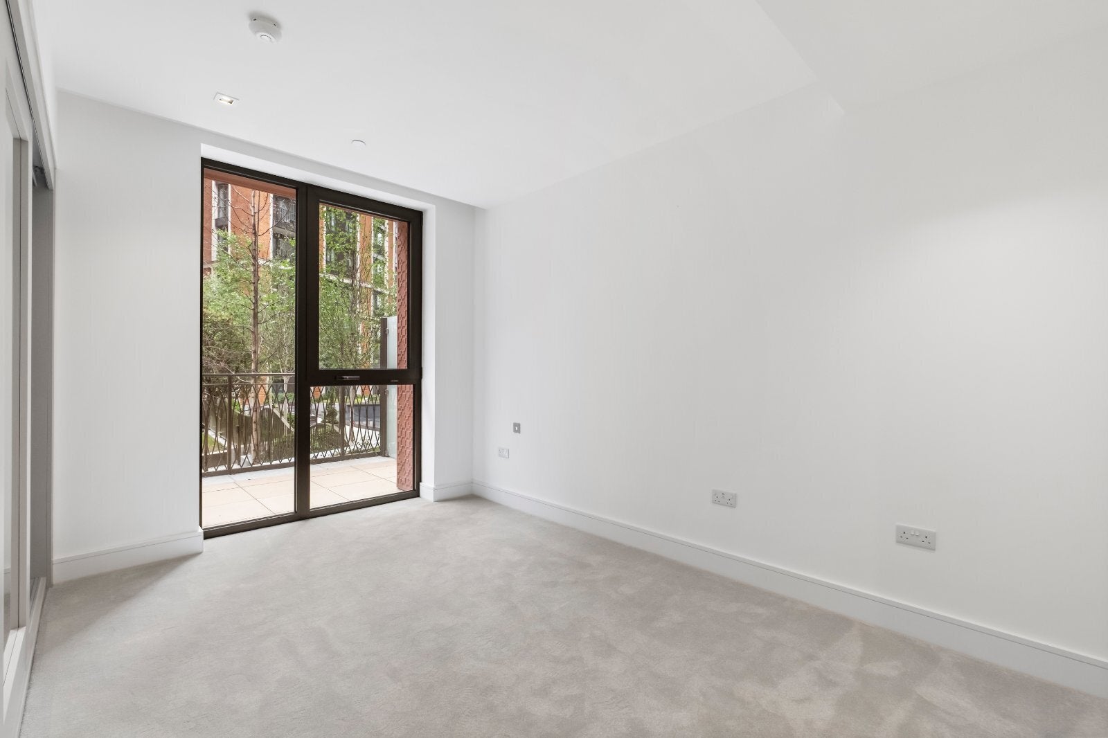Flat Newcastle Place in City of Westminster