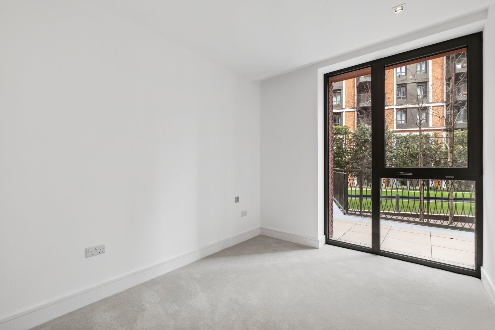 Flat Newcastle Place in City of Westminster