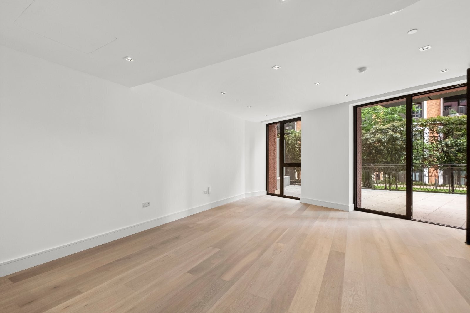 Flat Newcastle Place in City of Westminster