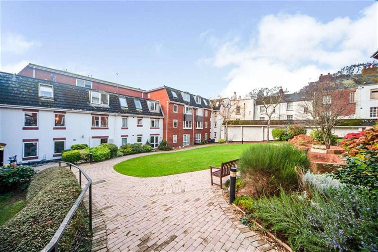 Flat Okehampton Street in Exeter