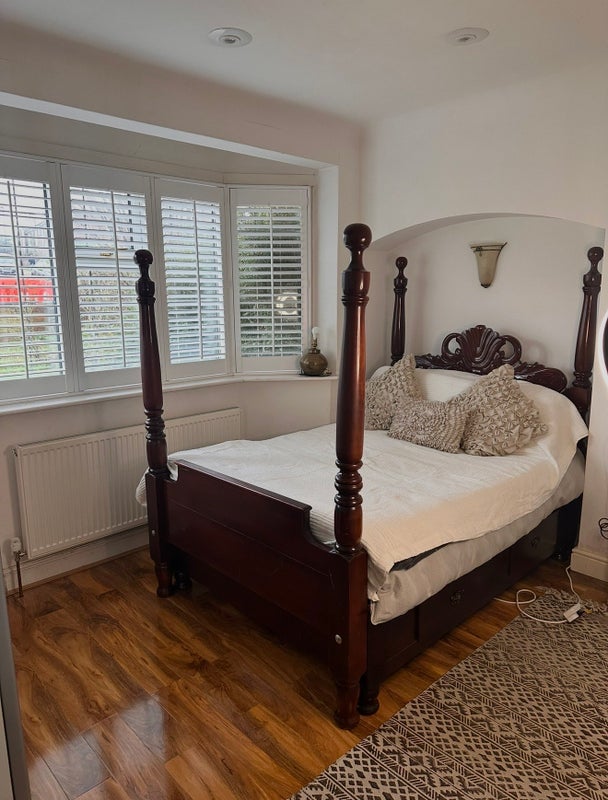 Room Lamberhurst Road in Greater London