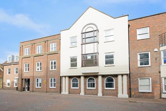 Flat North Street in Ashford