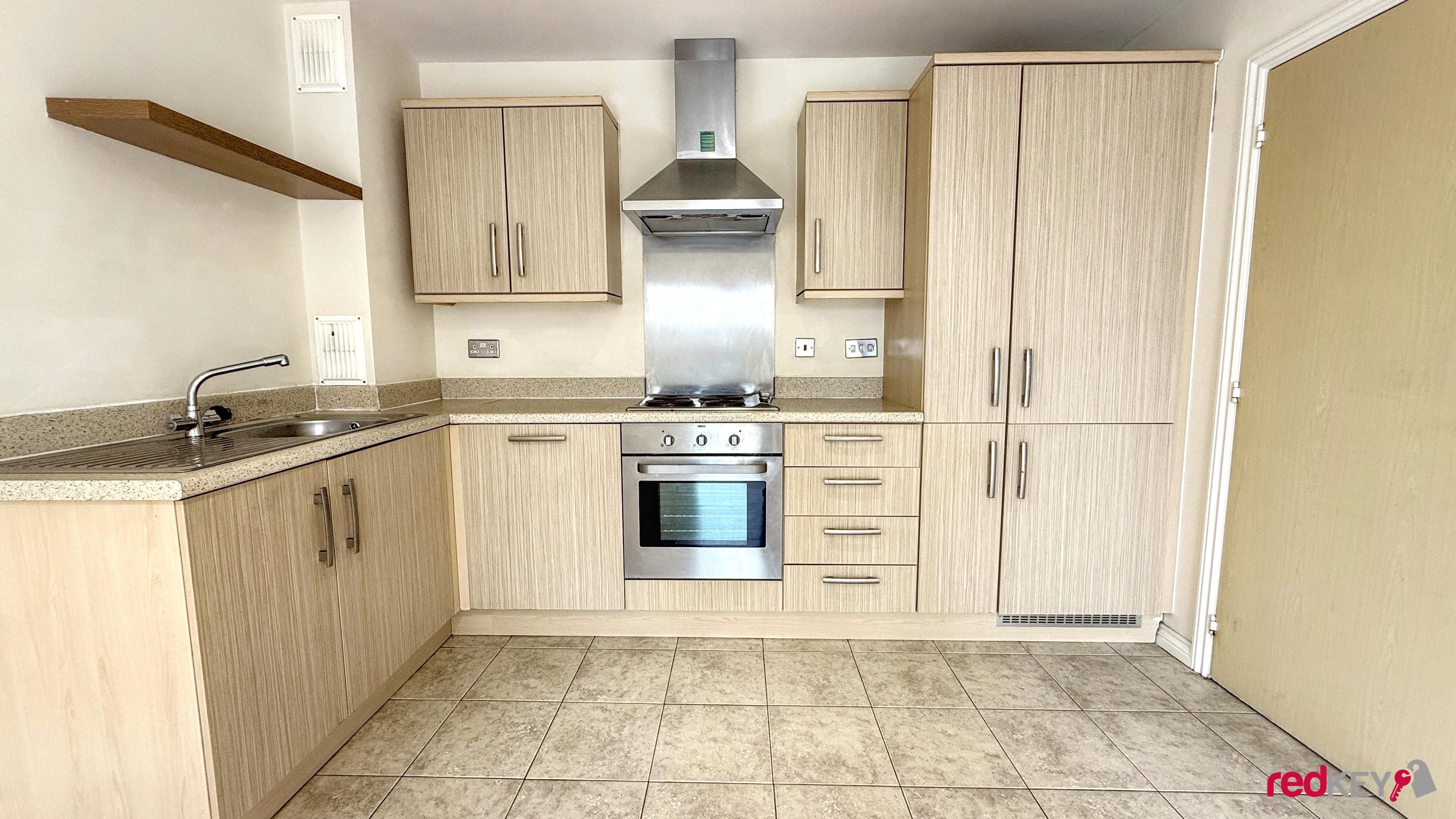Flat Rodney Road in Newport