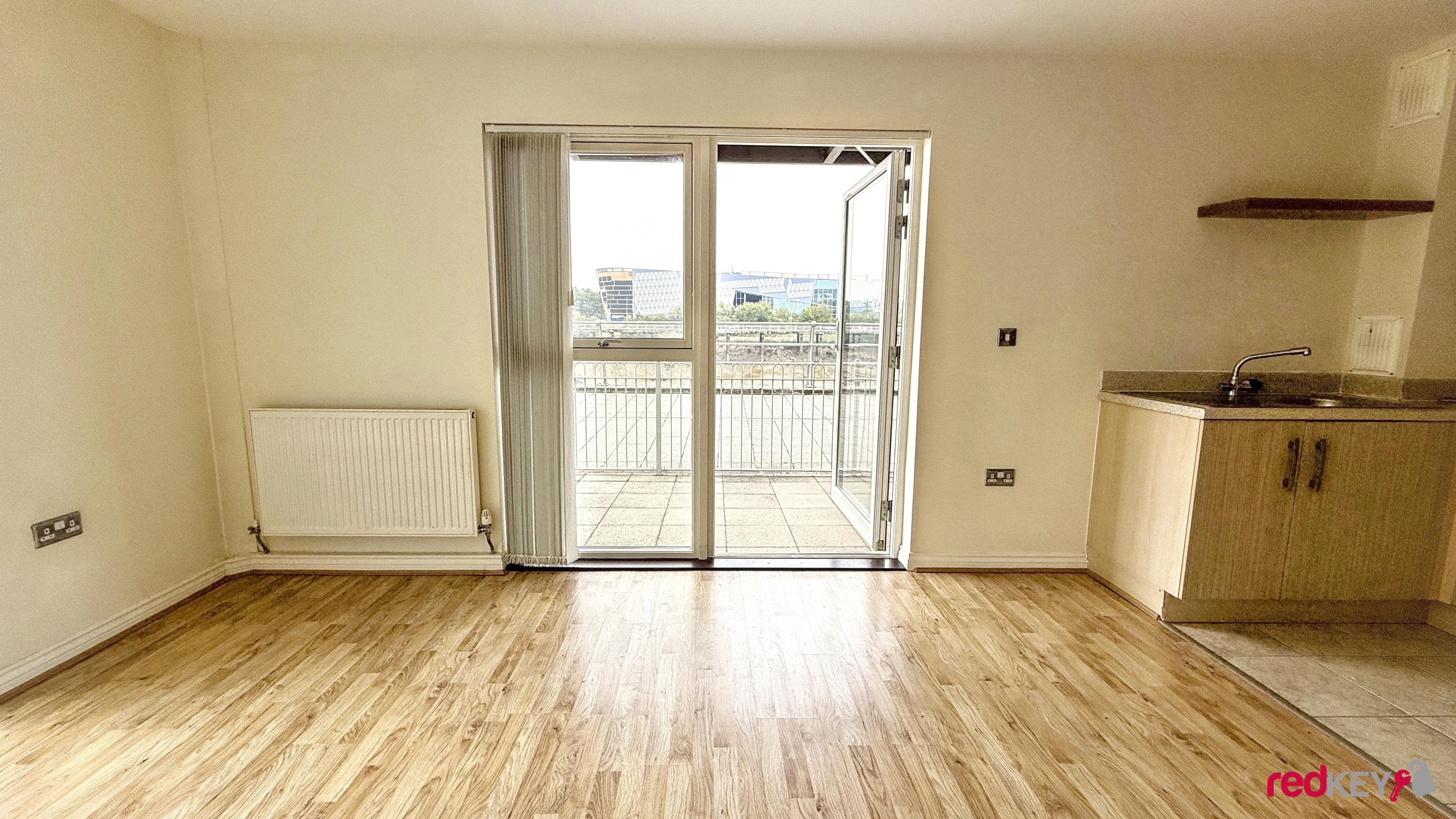Flat Rodney Road in Newport