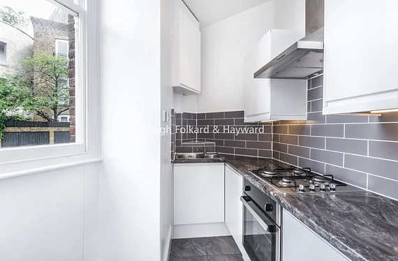 Flat Blythe Mews in Greater London