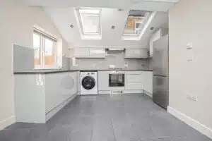 Flat Wolseley Gardens in Greater London
