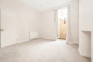 Flat Wolseley Gardens in Greater London