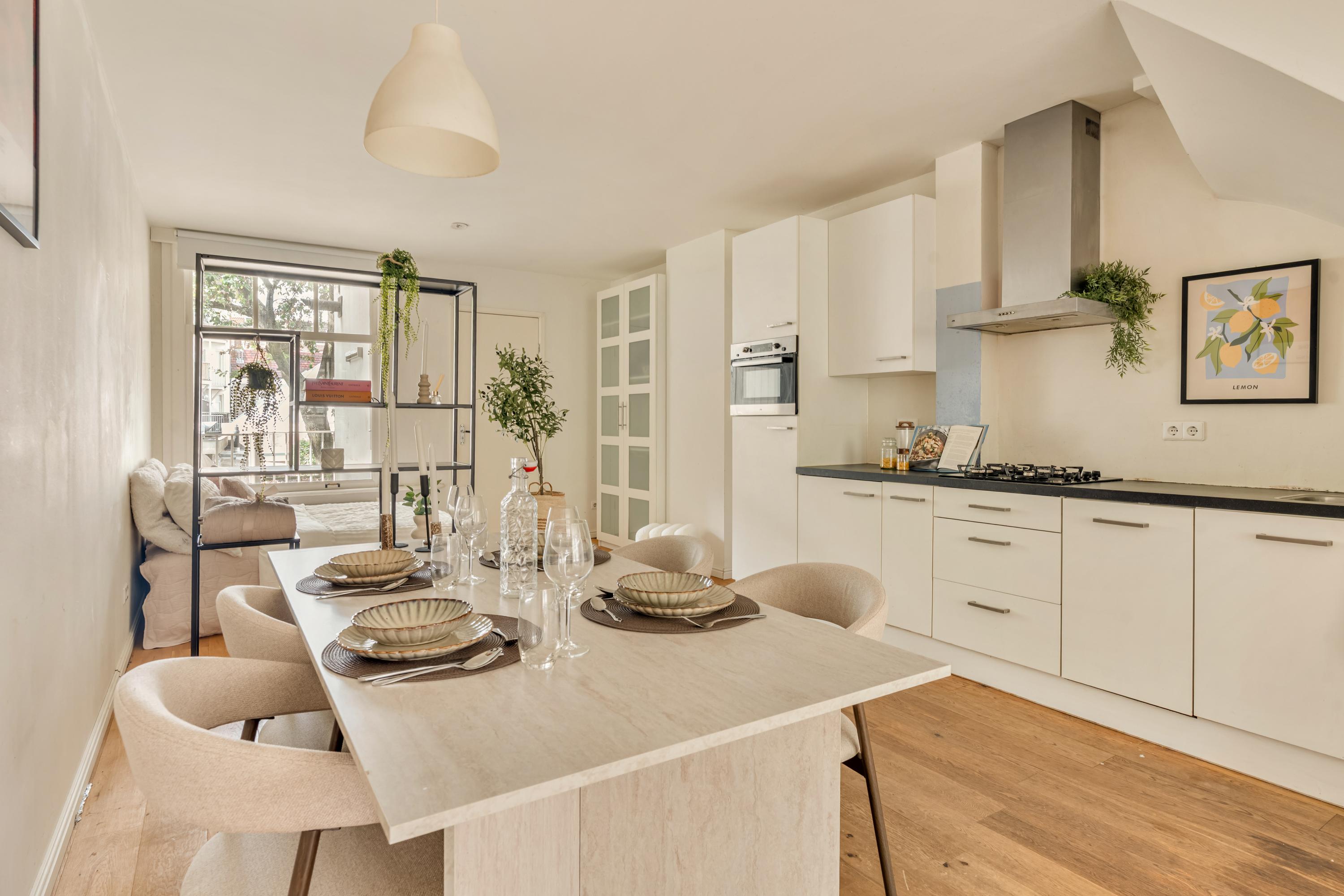 Studio te koop: Van Oldenbarneveldtstraat 70-1, Amsterdam