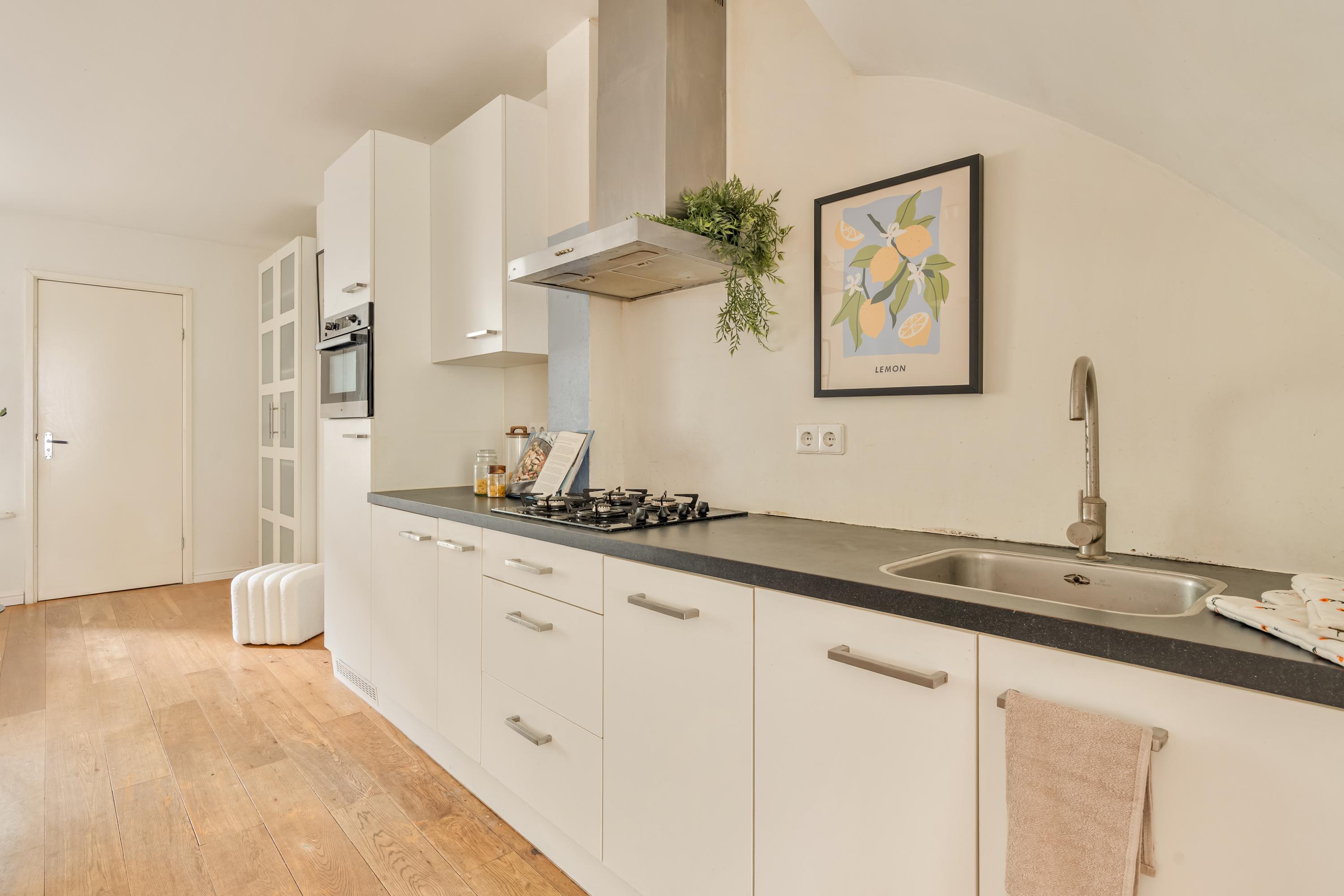 Studio te koop: Van Oldenbarneveldtstraat 70-1, Amsterdam