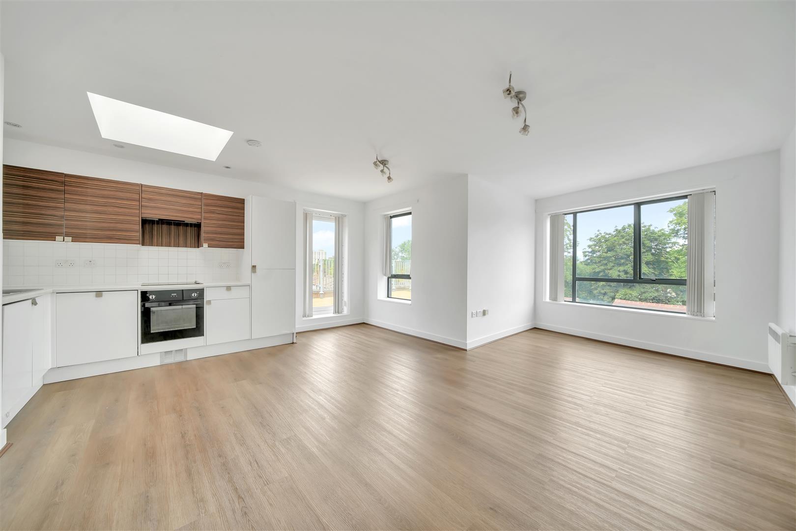 Flat Hermit Road in Greater London