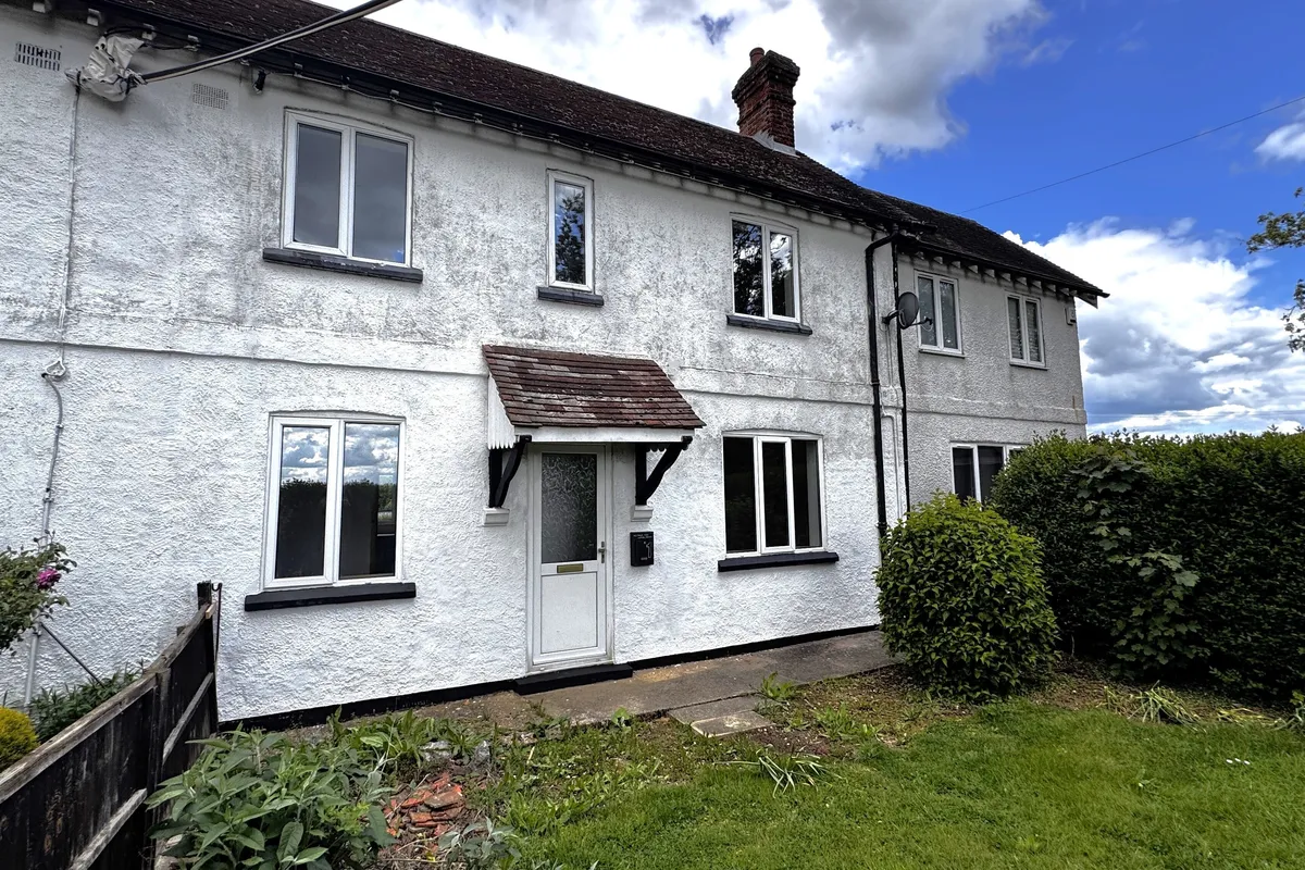 House Bedford Road in Brogborough