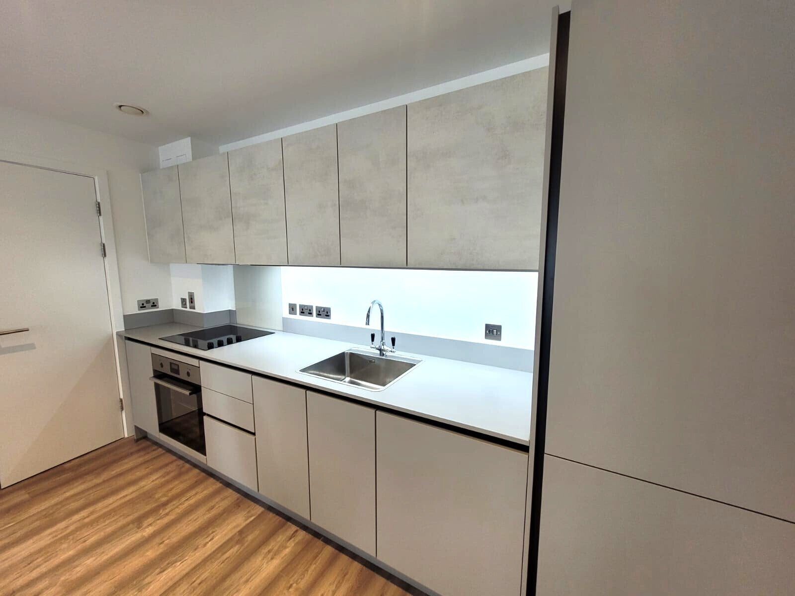 Flat Herschel Street in Slough