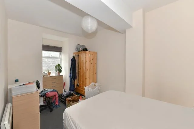 Flat Kentish Town Road in Greater London