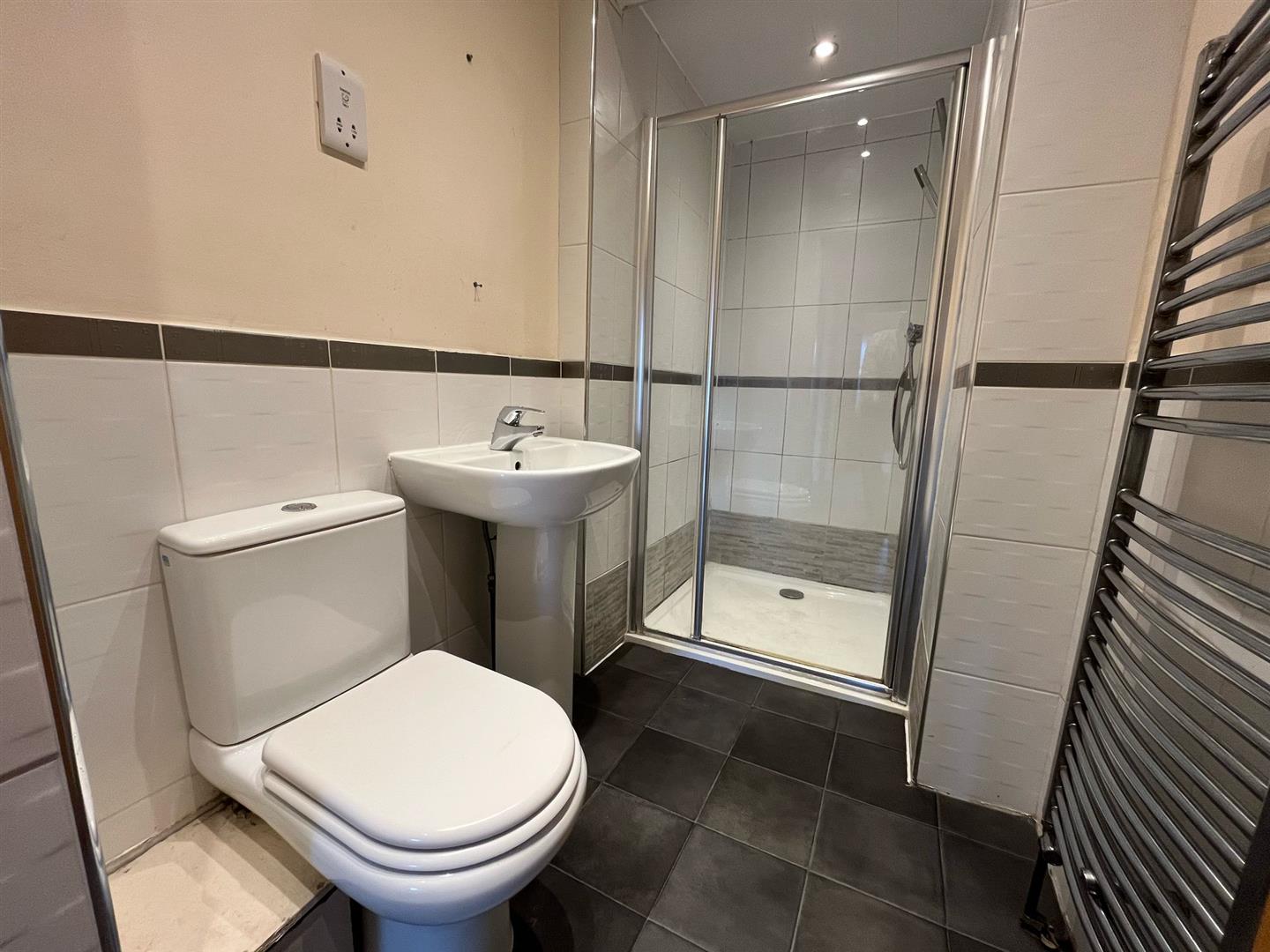 Flat West Cliff in Preston