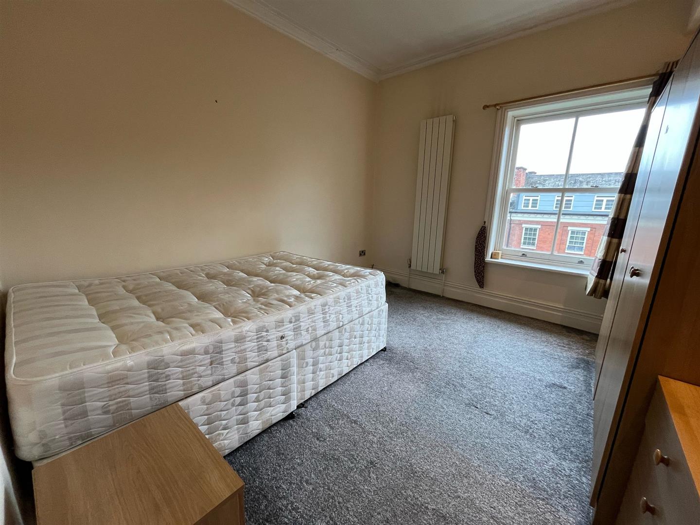 Flat West Cliff in Preston
