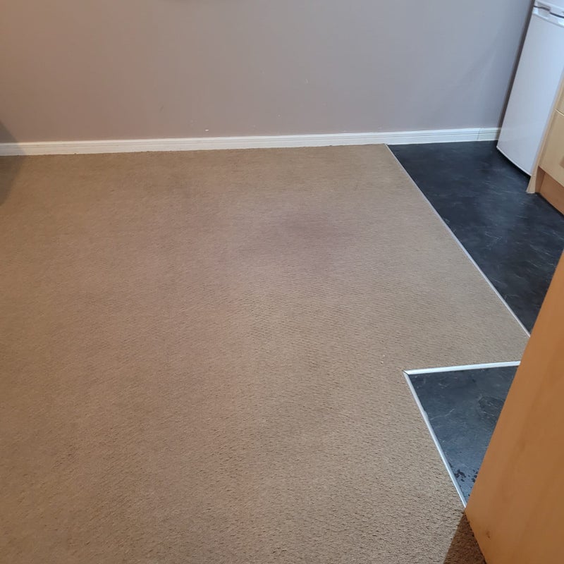 Flat Hartley Court in Stoke-on-Trent