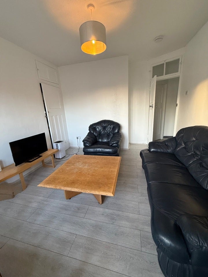Flat Tooting Grove in Greater London