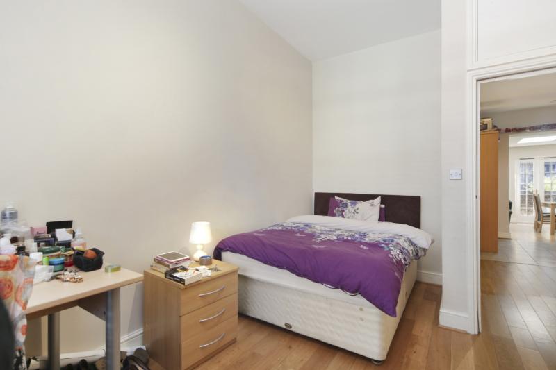 Flat Westbourne Park Road in City of Westminster