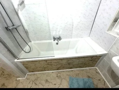 Room Highfield Crescent in Greater London