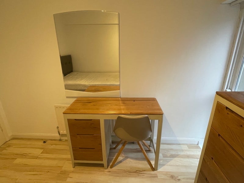 Room Leazes Lane in Newcastle upon Tyne