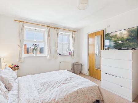 Flat Holywell Drive in Warrington