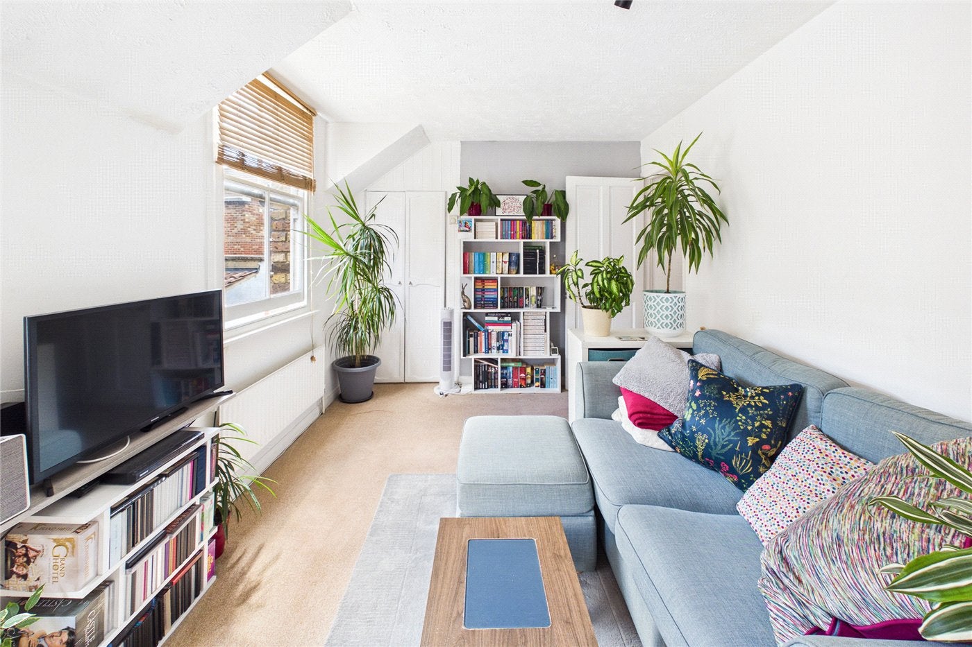 Flat Danbrook Road in Greater London