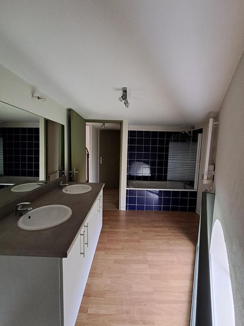 Flat Chemin Rural de l'Ouche Neuve in Le Cellier