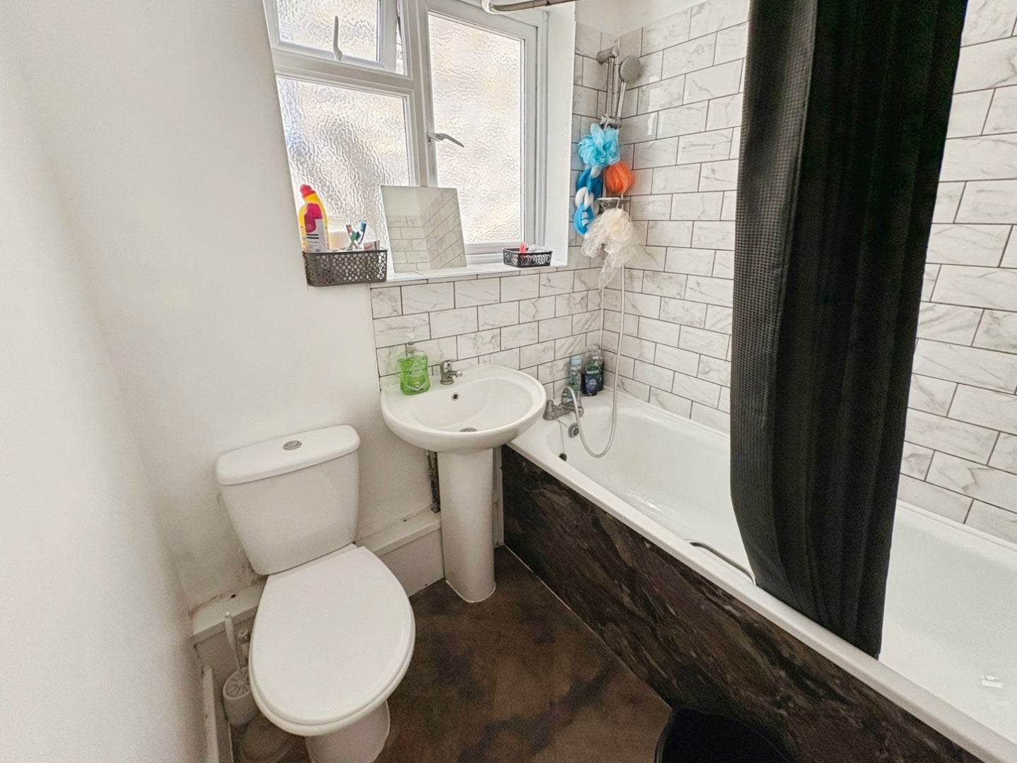 Flat Southchurch Road in Southend-on-Sea