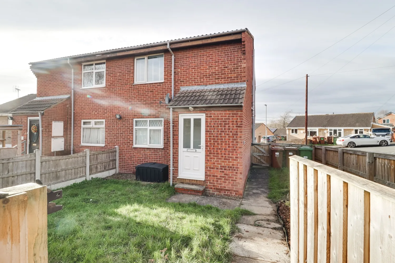 Flat Alder Avenue in Wakefield