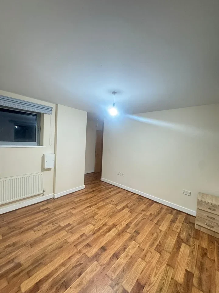 Room Merbury Road in Greater London