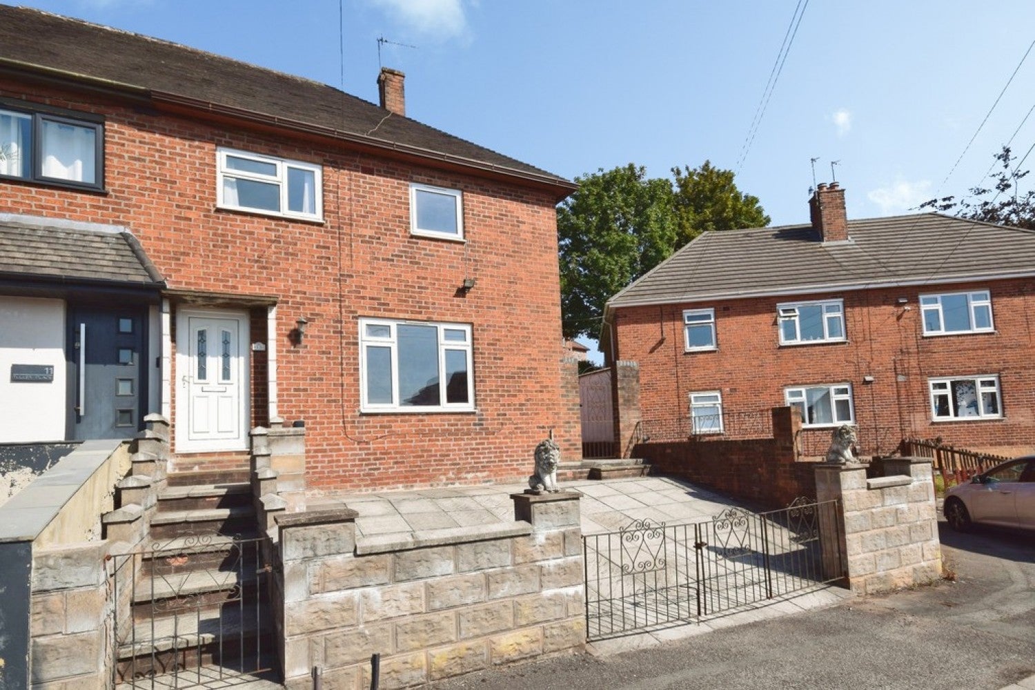 House Ruxley Road in Stoke-on-Trent