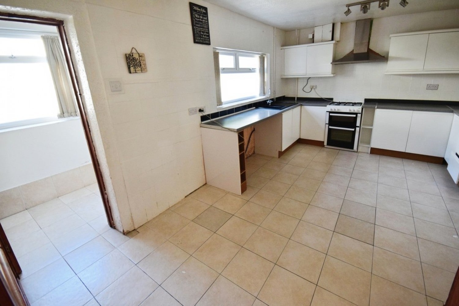 House Ruxley Road in Stoke-on-Trent
