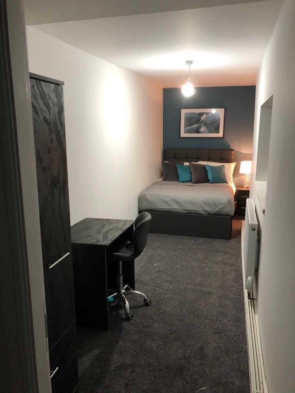 Room Wythburn Street in Salford