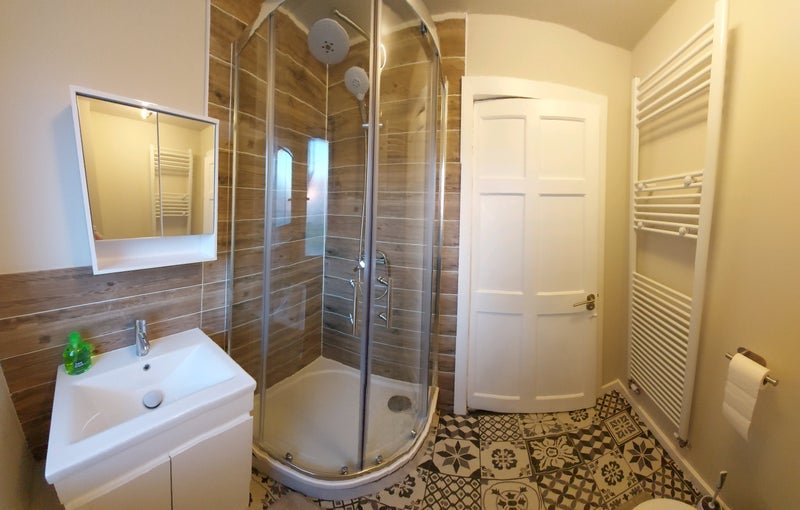 Room Geddes Hill in Nerston Village