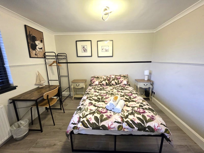 Room Geddes Hill in Nerston Village