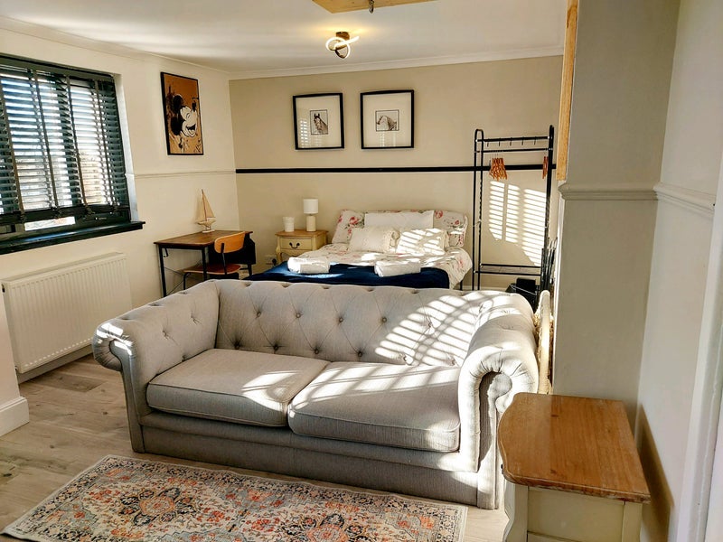 Room Geddes Hill in Nerston Village