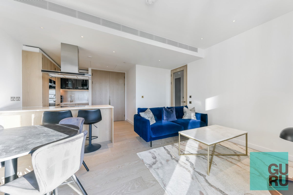 Flat Pascal Square in Greater London