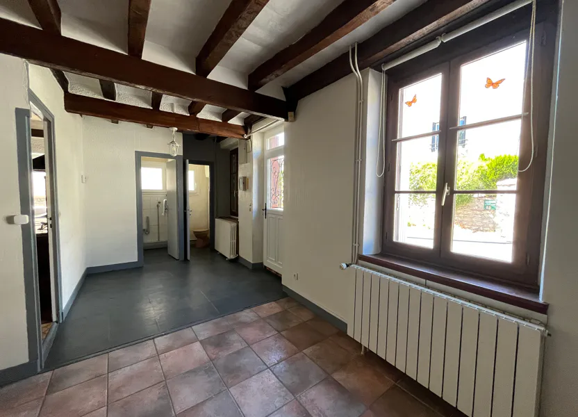 Flat Rue Abbé Pasty in Baule