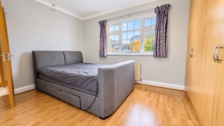 House Birchen Grove in Greater London