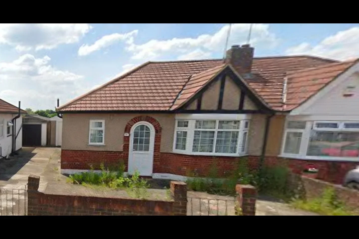 Flat Wingfield Way in Greater London