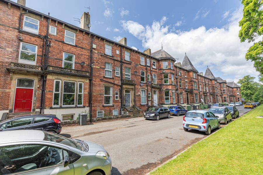 Flat Westfield Terrace in Leeds